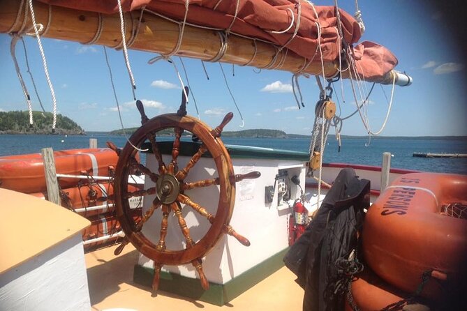 1.5 to 2-Hr Windjammer Sailing Trip in Maine w/ Licensed Captain - Leaving the Bar Harbor Inn Pier