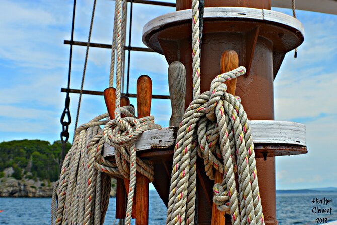 1.5 to 2-Hr Windjammer Sailing Trip in Maine w/ Licensed Captain - Wildlife, lobster boats, and the working bay