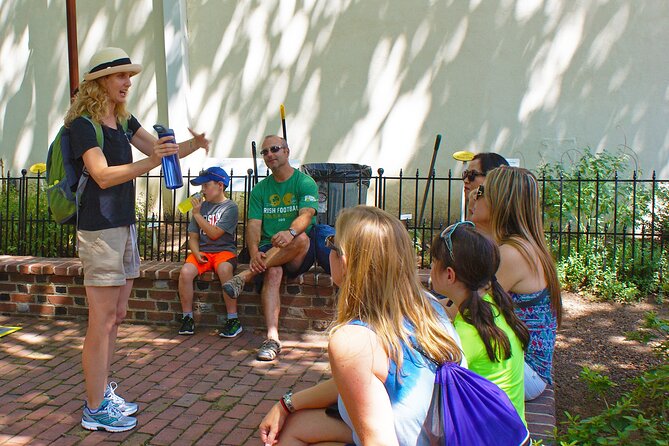 2.5 Hour Philadelphia History Tour with Washington War Tent Show - Franklin’s grave and the President’s House site