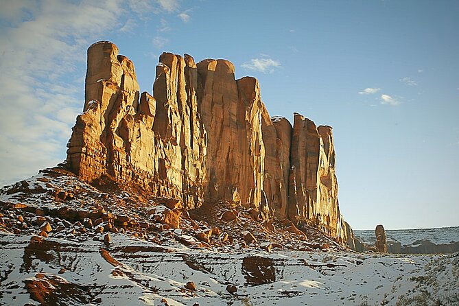 2.5 Hours of Monument Valley's Backcountry 4×4 Tour - Big Hogan offers shade, shape, and quiet