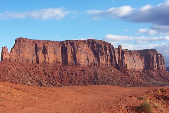 2 Hour Monument Valley Horseback Tour - Finding the Sacred Monument Tours stable