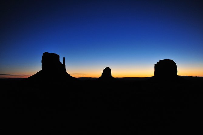 3.0 Hours of Monument Valley's Sunrise or Sunset 4×4 Tour - John Ford’s Point and the famous movie country