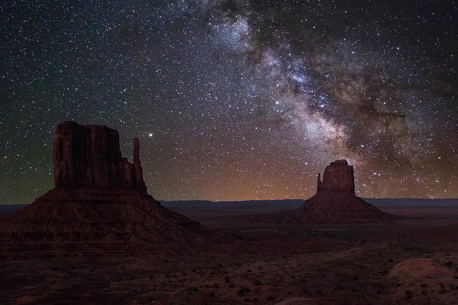 3 Hour Monument Valley Tour - Sun’s Eye Arch and Ear of the Wind Arch