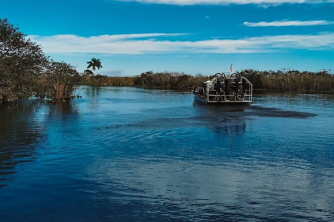 60 min. Everglades Airboat ride & pick-up ,small group +pro guide - Pickup from Miami and the drive west