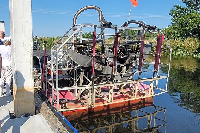 60 min. Everglades Airboat ride & pick-up ,small group +pro guide - The main drawbacks to weigh