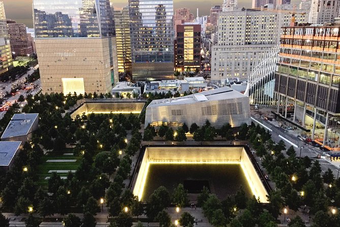 9/11 Memorial, Ground Zero Tour with Optional 9/11 Museum Ticket - Why a guide helps at Ground Zero