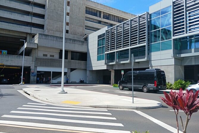 Airport Shuttle - HNL Airport to Waikiki - Why the $21.99 Fare Can Be Good Value