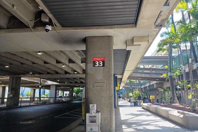 Airport Shuttle - HNL Airport to Waikiki - The Best Parts of the Service