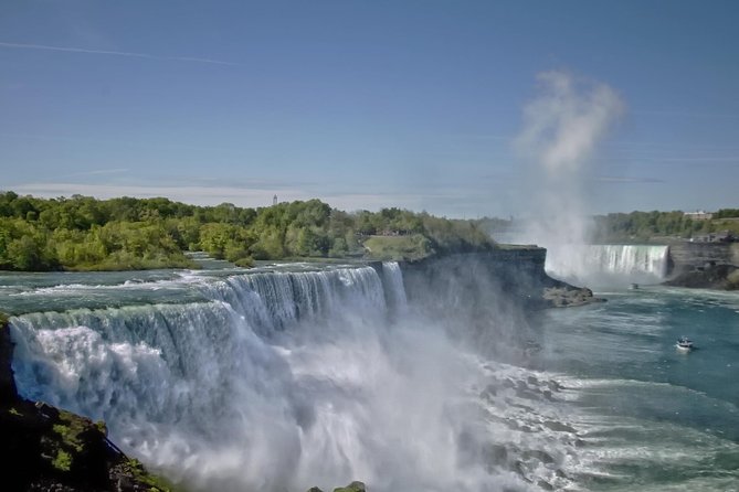 All Inclusive Niagara Falls USA Tour W/Boat Ride,Cave & Much MORE - Prospect Point and the Niagara State Park setting