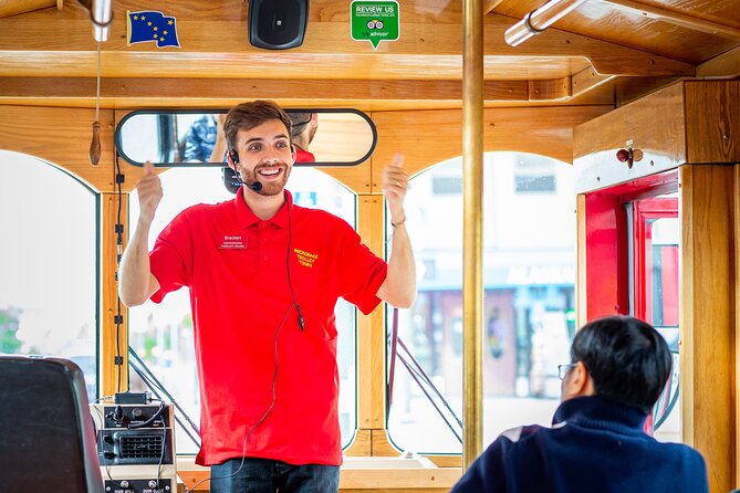 Anchorage Trolley's Deluxe City Tour - Why the guide matters so much