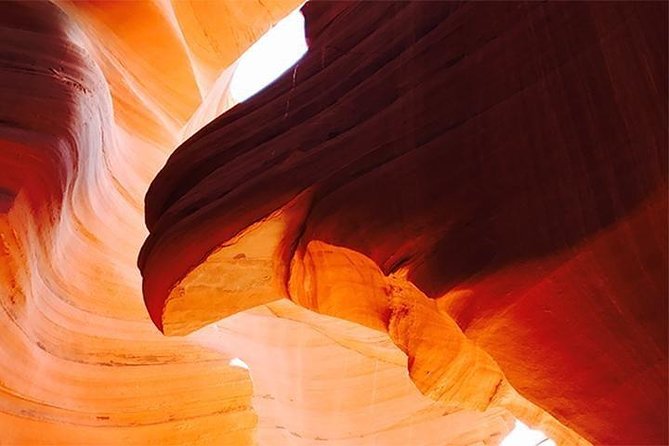 Antelope Canyon & Horseshoe Bend from Vegas, Lunch, Free WiFi - The road east through Utah and Arizona