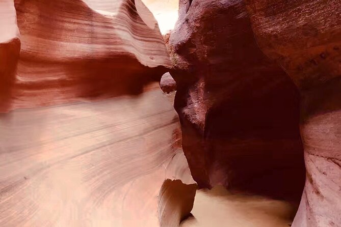 Antelope Canyon X Admission Ticket - Walking through the two canyon sections