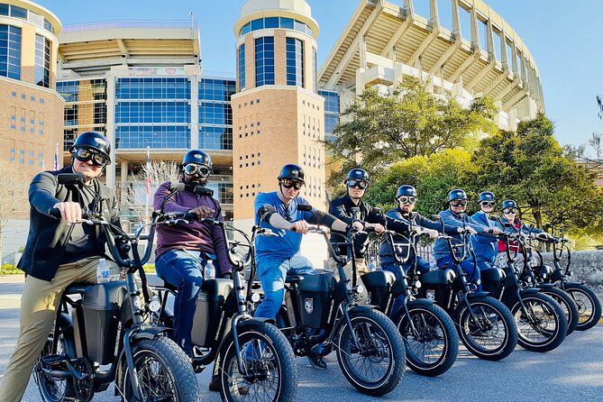 Austin Biker Gang E-Bike Tour - Congress Avenue Bats and Downtown Icons