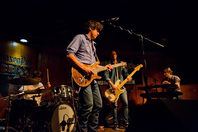 Austin Live Music Crawl - Stop two: a change of genre and pace