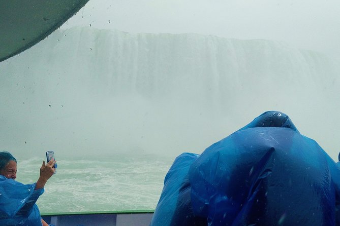 Best Niagara Falls US Tour W/Boat Ride, Cave & More Wonders! - Terrapin Point and the power of Horseshoe Falls