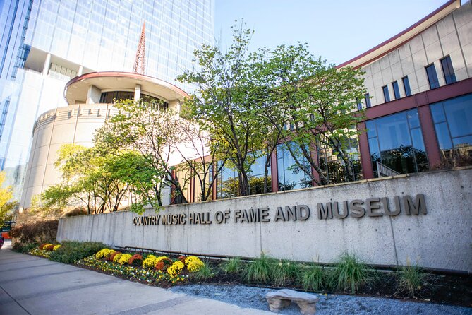 Best of Nashville City Sightseeing Tour on Double Decker Bus - The Tennessee State Capitol and Bicentennial Mall