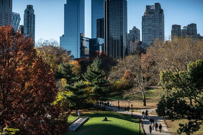 Big Bus NYC: Hop-On Hop-Off Sightseeing Tour by Open-top Bus - Rockefeller Center and Midtown landmarks