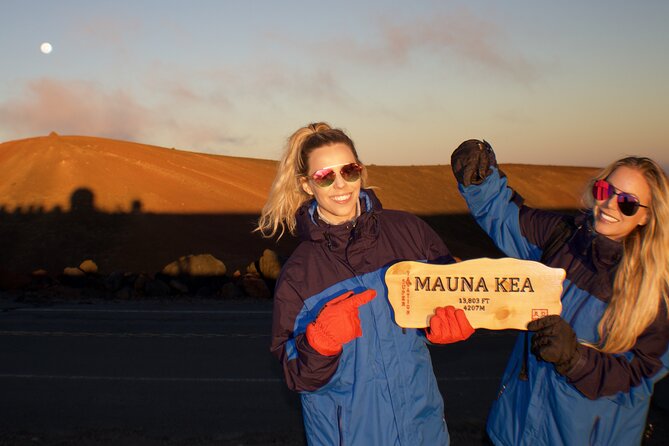 Big Island GOAT Experience: Mauna Kea Summit, Sunset & Stars - The summit at sunset, 13,796 feet above sea level