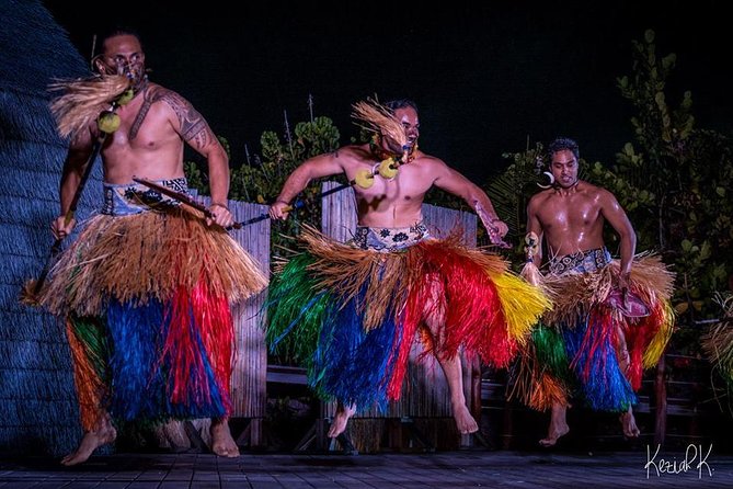 Big Island: Island Breeze Luau - Why Kamakahonu Bay makes this luau special