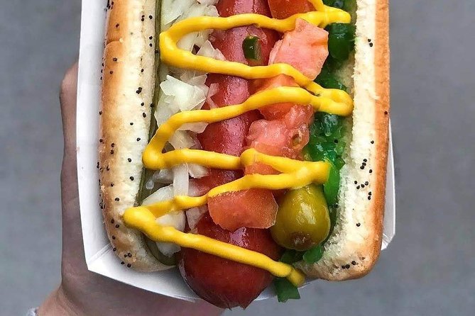 Bikes, Bites & Views: Chicago's Signature Dishes Bike Tour-Adults - The evening route: Chicago after dark