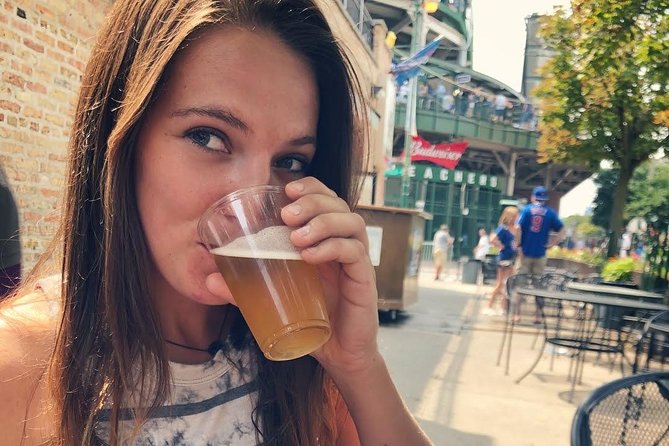 Bikes, Bites & Views: Chicago's Signature Dishes Bike Tour-Adults - Starting at Bobby’s Bike Hike on North Lake Shore Drive