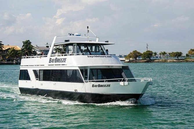 Biscayne Bay and Celebrity Island Homes Boat Tour 90 Minute - Finding the best seat on a crowded boat