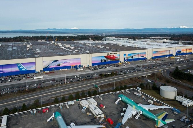Boeing Factory Tour with Guided Transport from Seattle - Why the Everett Boeing visit is worth your morning