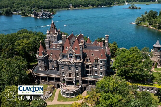 Boldt Castle and 2 Nation Tour - Why the Thousand Islands cruise is worth your afternoon