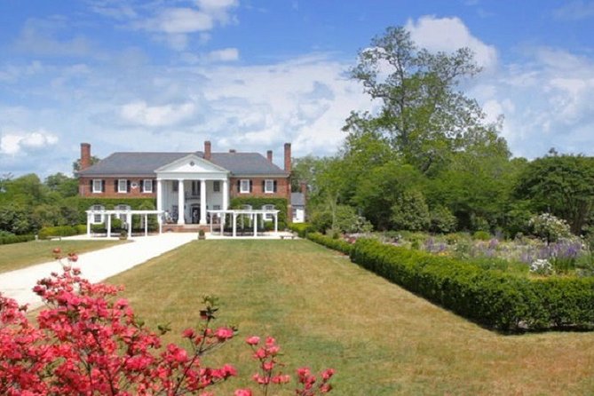 Boone Hall Plantation Admission & Tour with Transportation from Charleston - Gardens, live oaks, and a working plantation
