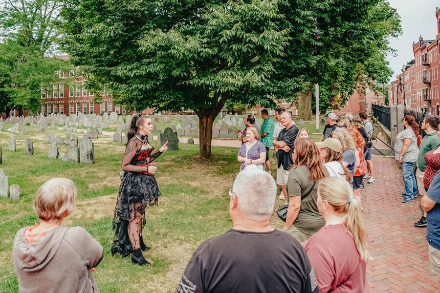 Boston: 1.5-Hour Ghosts and Gravestones Tour - Grave robbing, medical secrets, and the city’s sordid past