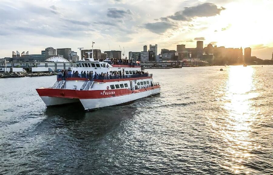 Boston: Boston Harbor Sunset Cruise - Meeting Old Ironsides at Sunset