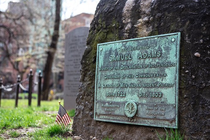 Boston History Tour: Scenic Walk Through Time & Landmarks - Boston Common and Beacon Hill’s changing fortunes