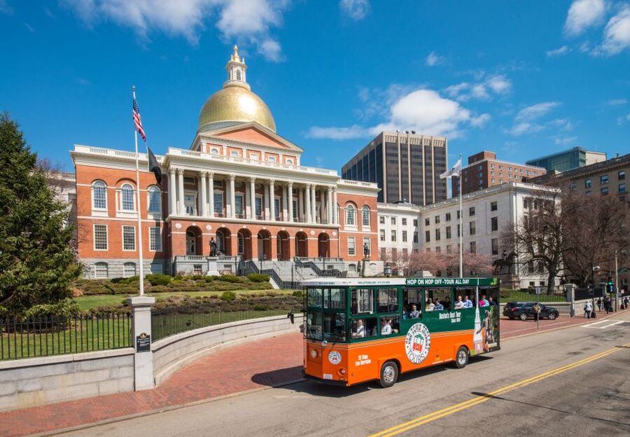 Boston: Hop-on Hop-off Old Town Trolley Tour - Stop 2: The North End and Paul Revere’s Boston