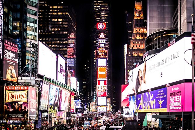 Broadway and Times Square Insider Tour with Theater Professional - Timing the 4 pm start before a show