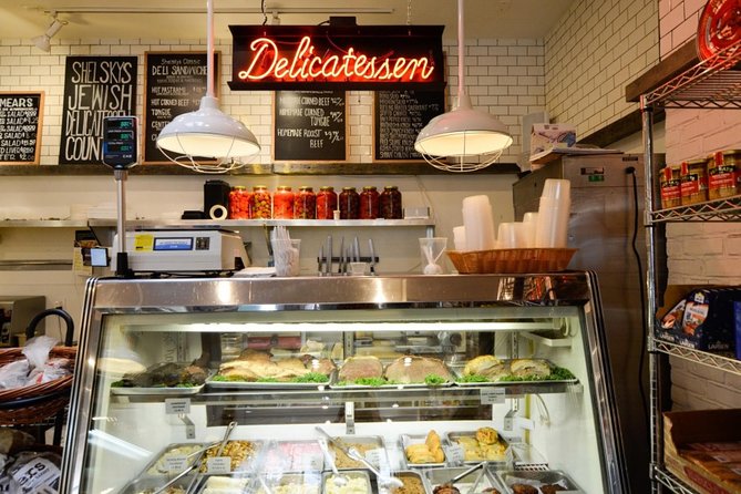 Brooklyn Food Walking Tour: Local Eats & Family‑Run Shops - How much food do you really get?