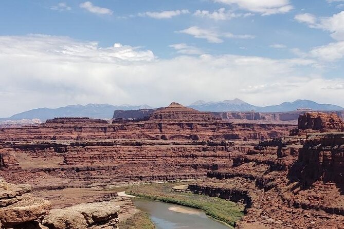 Canyonlands National Park Backcountry 4x4 Adventure from Moab - White Rim Road and Goosenecks Overlook