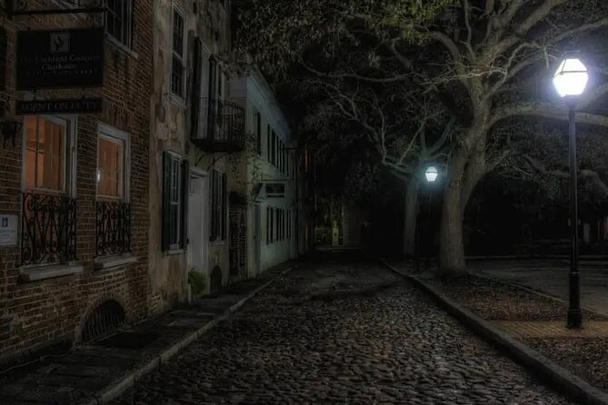 Charleston Ghosts of Liberty Guided Walking Tour - The stories depend on the guide