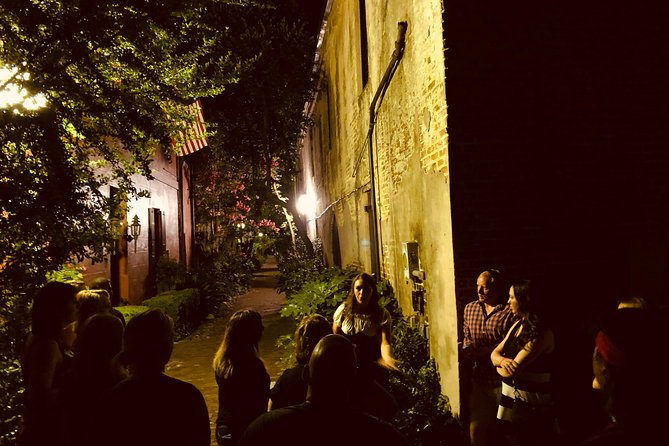 Charleston Haunted Booze and Boos Ghost Walking Tour - What kind of Charleston night is this?