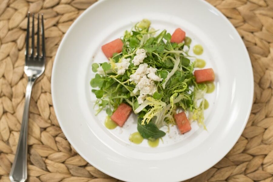 Charleston: Luxury Harbor Dinner Cruise - Live music and the evening mood