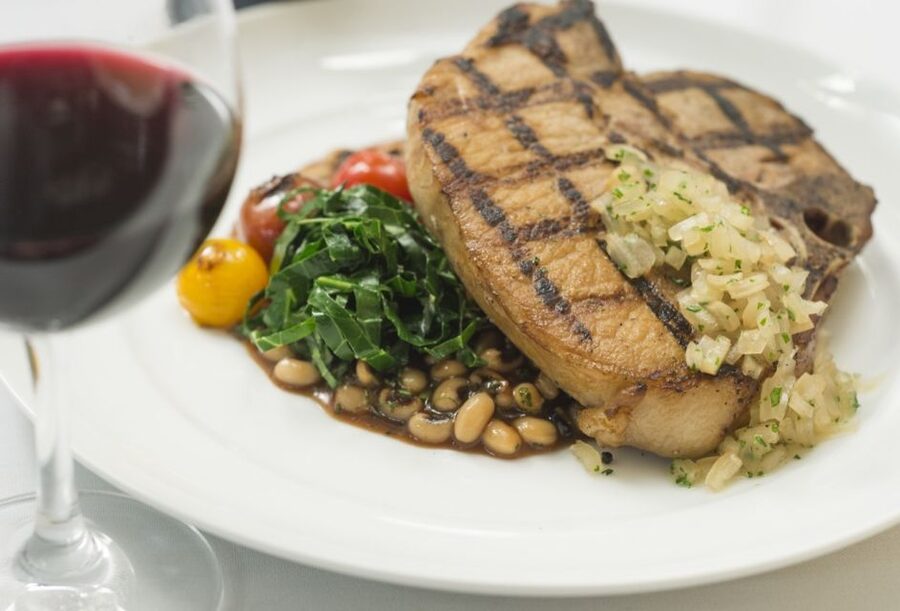 Charleston: Luxury Harbor Dinner Cruise - Service, pacing, and practical comfort
