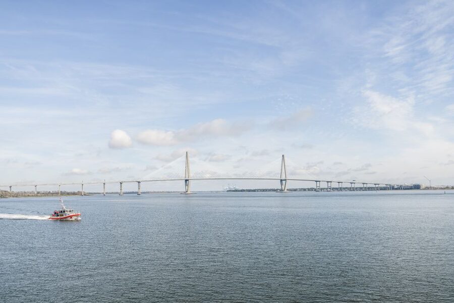 Charleston: Sightseeing Harbor Tour & Dolphin Watch - Fort Sumter From The Harbor