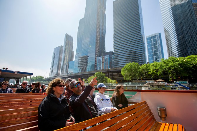Chicago Architecture River Cruise - Marina City and Chicago’s more playful side