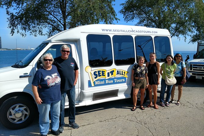 Chicago City Minibus Tour - A fast way to get your Chicago bearings