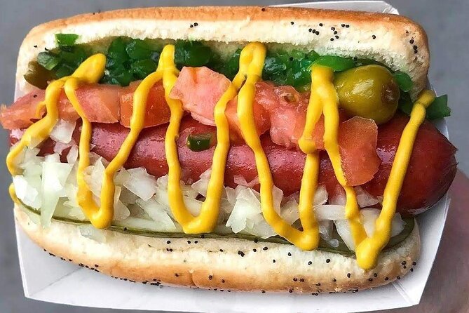 Chicago Favorites Ultimate Food and Walking Tour - How much food do you get for $84.99?