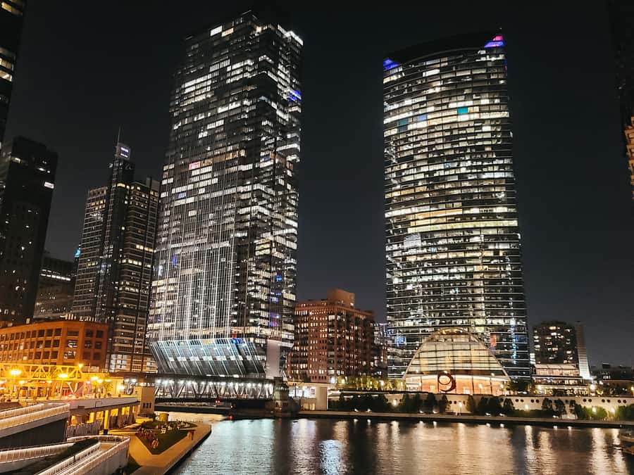 Chicago: Fireworks Cruise with Lake or River Viewing Options - Weather, clothing, and the best way to prepare