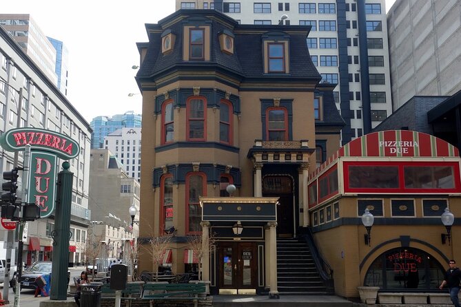 Chicago Gangster and Food Walking Tour - Starting in River North at Harry Caray’s