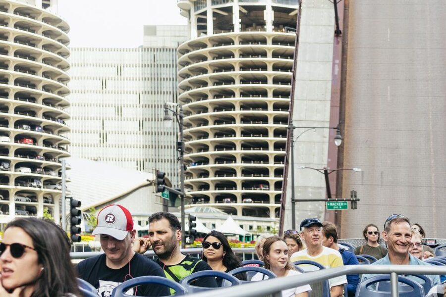 Chicago: Hop-on Hop-off Sightseeing Tour by Open-top Bus - How much time should you allow?