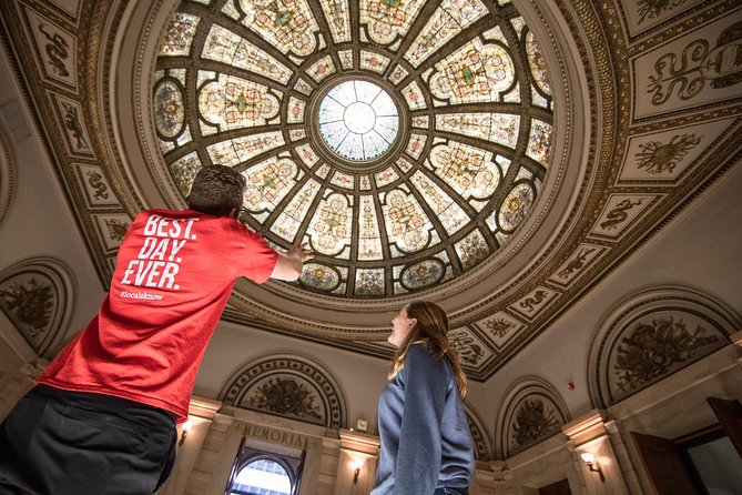 Chicago in a Day: Food, History & Architecture Walking Tour - Chicago River views and the city’s vertical story