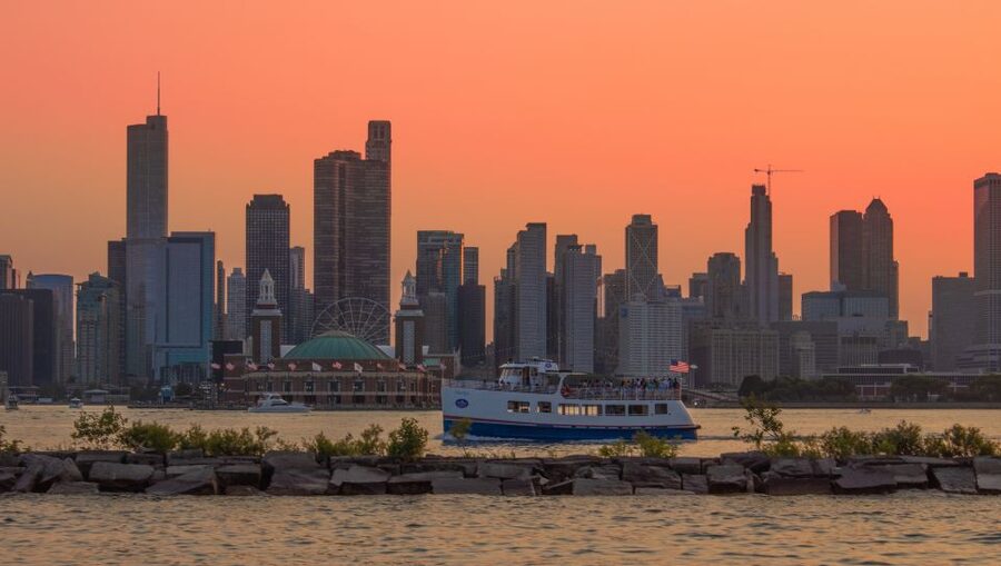 Chicago: Shoreline Lake Michigan Skyline Cruise - The Field Museum and Chicago’s Museum Campus