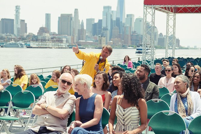 Circle Line: 1.5hr - New York City Landmarks Cruise - Battery Park and the turn toward the East River